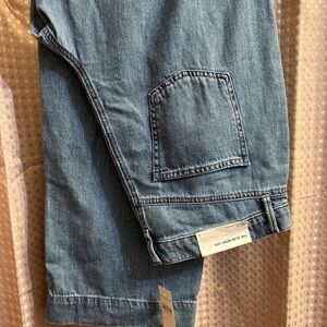Ann Taylor Factory slim wide leg jeans. Size 10. New with tags .